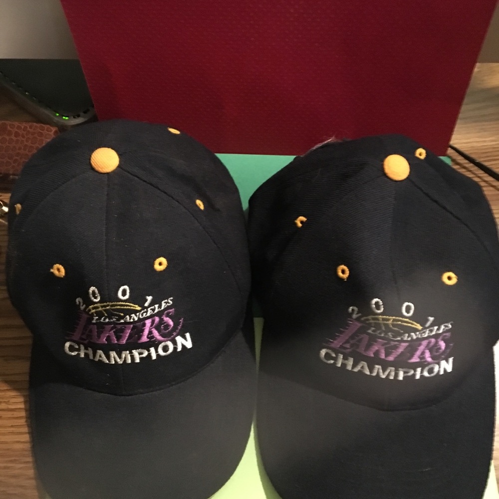 2001 lakers championship caps